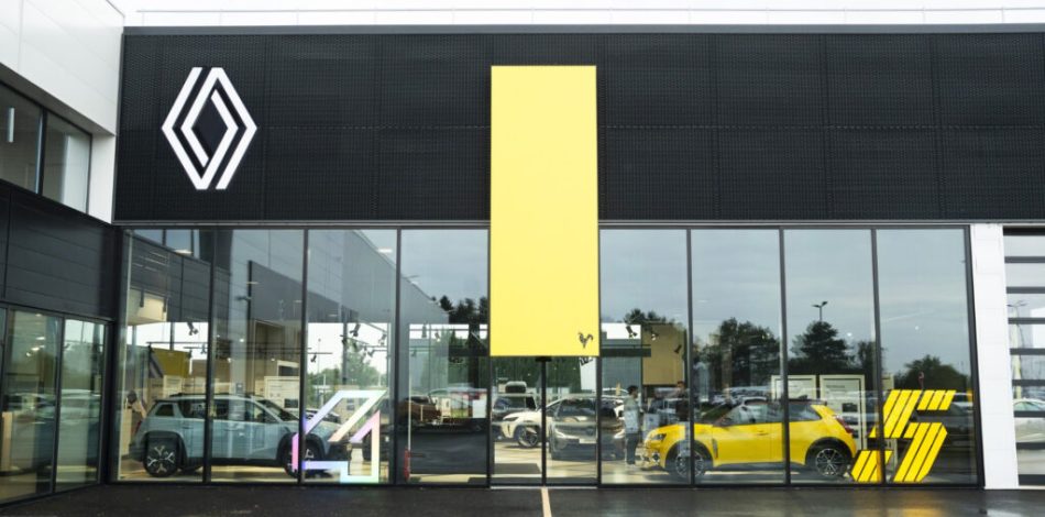 Concession Renault // Source : Renault