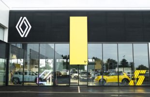 Concession Renault // Source : Renault