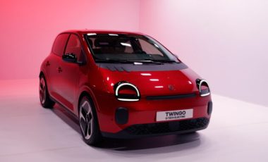 On découvre la nouvelle Renault Twingo électrique (2026) // Source : Alfred Tertrais pour Numerama On découvre la nouvelle Renault Twingo électrique (2026) // Source : Alfred Tertrais pour Numerama