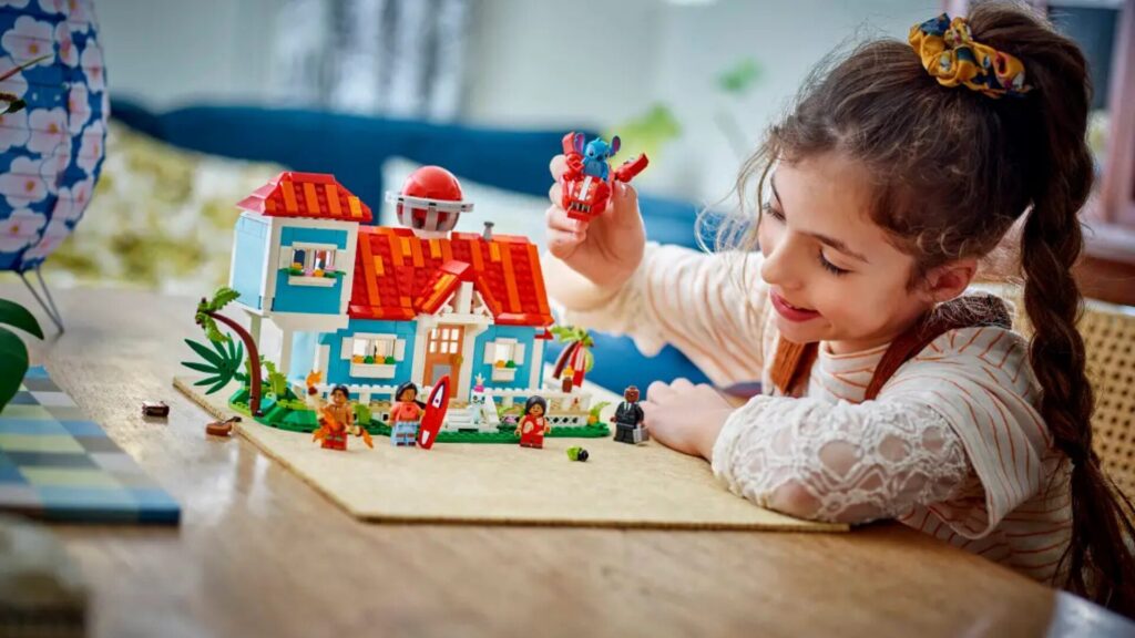 Disney La Maison sur la Plage de Lilo et Stitch // Source : Lego