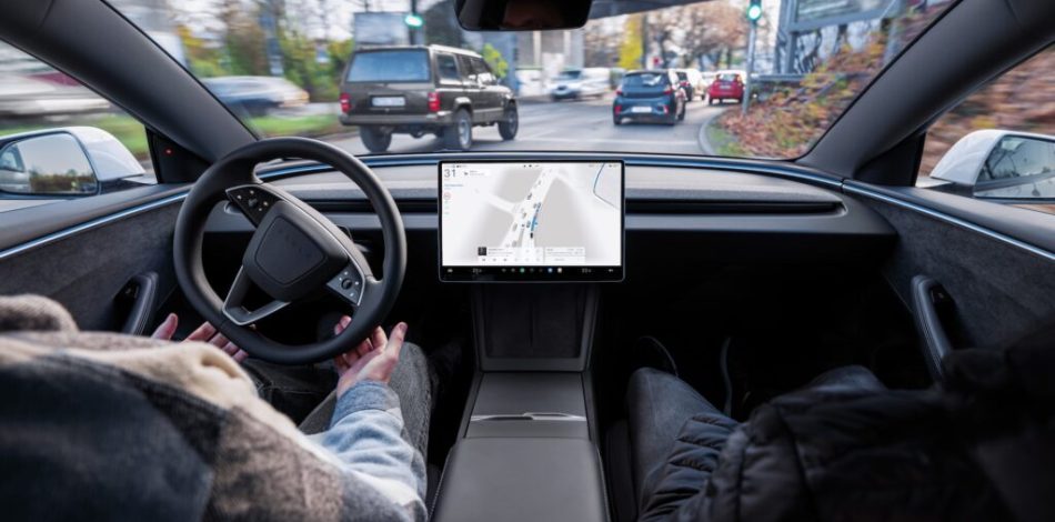 EMEA_FSD_RideAlong light EMEA_FSD_RideAlong light