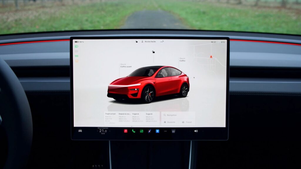 Le Tesla Model Y Performance (2025) à l'essai. // Source : Robin San Vicente pour Numerama