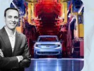 Jim Baumpick nouveau patron de Ford Europe // Source : Montage Numerama avec Canva Jim Baumpick nouveau patron de Ford Europe // Source : Montage Numerama avec Canva