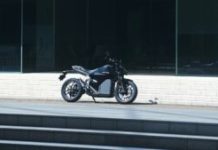 La première moto électrique de Honda : la WN7. // Source : Honda Moto La première moto électrique de Honda : la WN7. // Source : Honda Moto