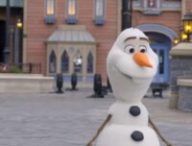 Olaf de la Reine des Neiges. // Source : Disneyland Paris