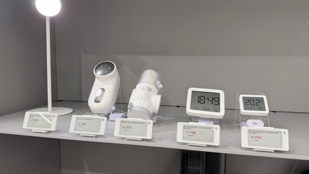 Les produits les moins chers : les capteurs de température et d'humidité, à moins de 10 euros. Les produits les moins chers : les capteurs de température et d'humidité, à moins de 10 euros.