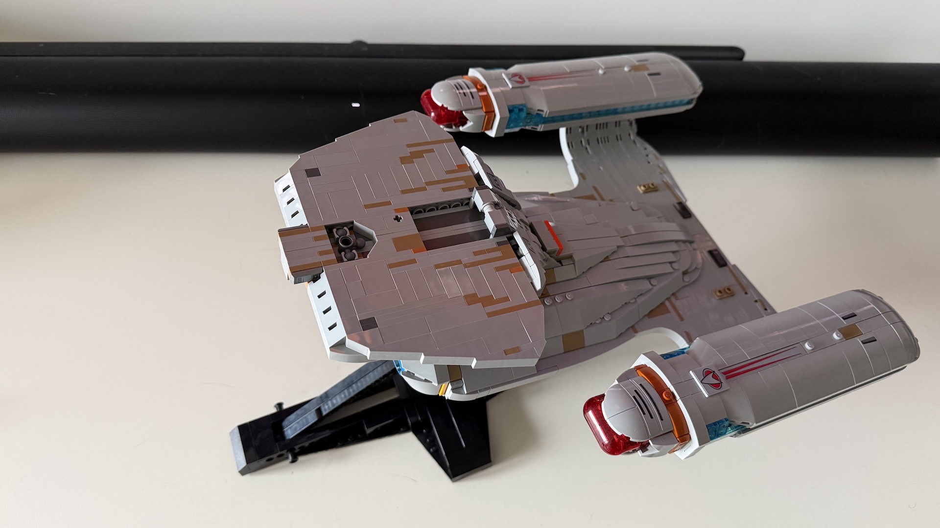 Le vaisseau sans sa soucoupe