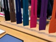 Dans son Apple Store samedi, Apple n'exposait plus que le petit modèle avec des miroirs, faute de stock pour le modèle long.