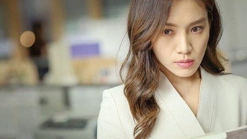 Le Parfum du Mensonge // Source : Chorokbaem Media