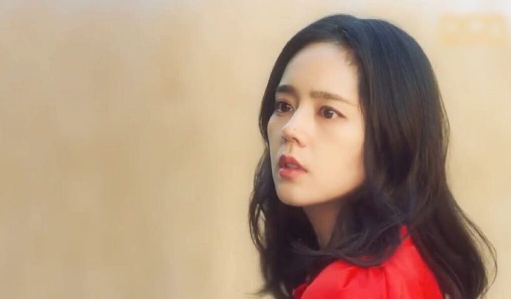 Le Parfum du Mensonge // Source : Chorokbaem Media