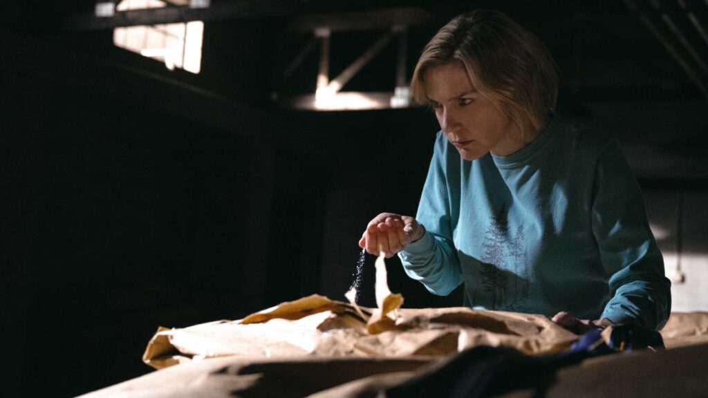 Qu'est-ce que cette mystérieuse poudre dans Pluribus ? // Source : Apple TV