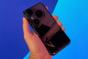 Le dos du Huawei Pura 80 Pro. // Source : Numerama Le dos du Huawei Pura 80 Pro. // Source : Numerama