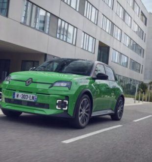 Renault 5 e-tech // Source : Renault