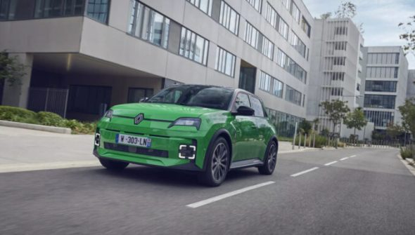 Renault 5 e-tech // Source : Renault