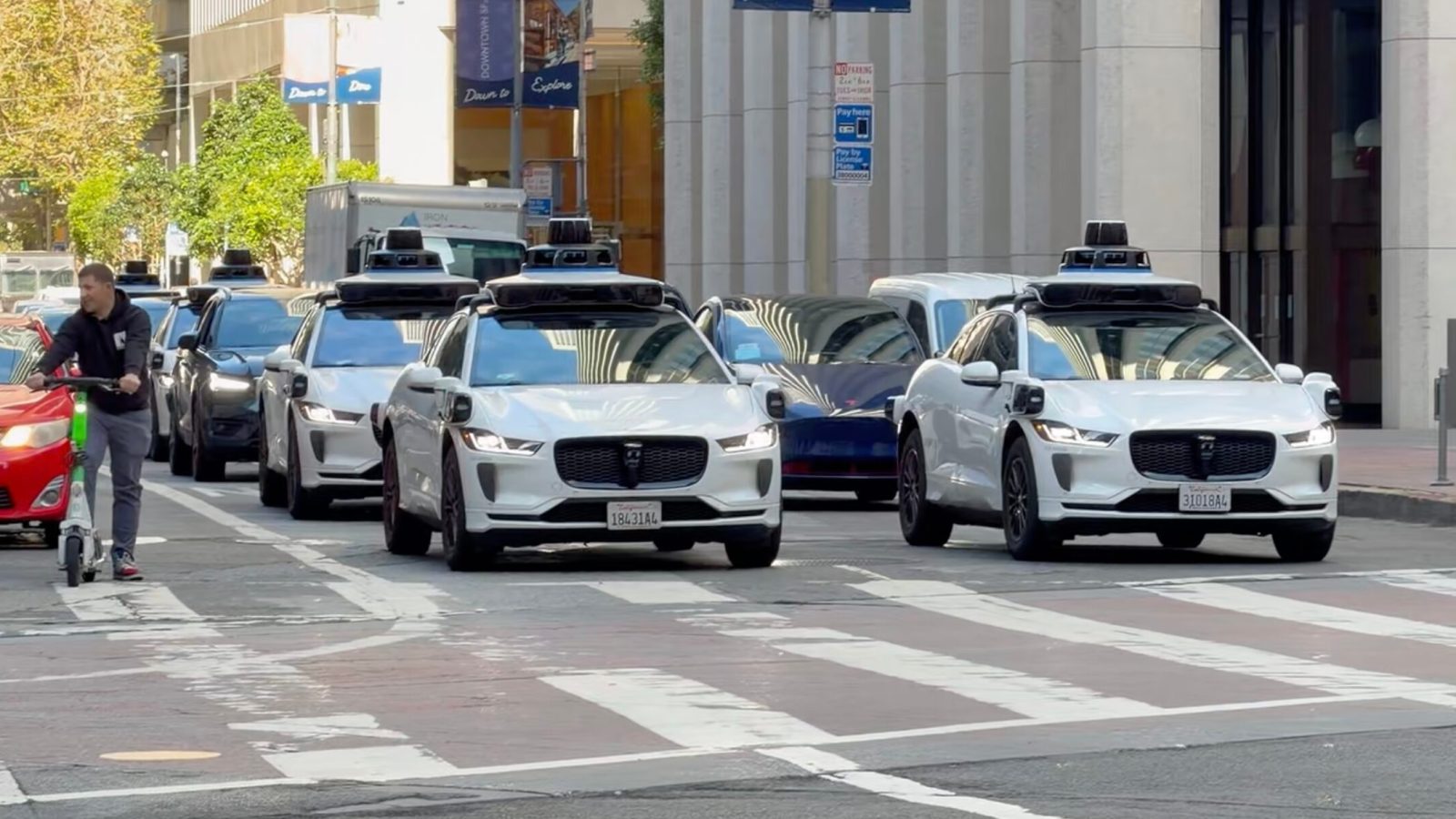 Waymo vous paie 11,25 dollars pour fermer les portes de ses taxis autonomes
