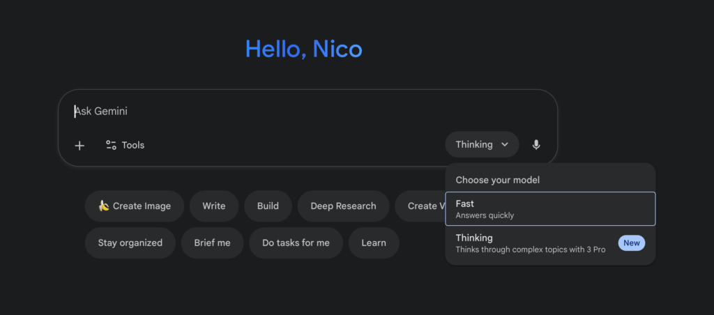Le mode Thinking correspond à Gemini 3 Pro.