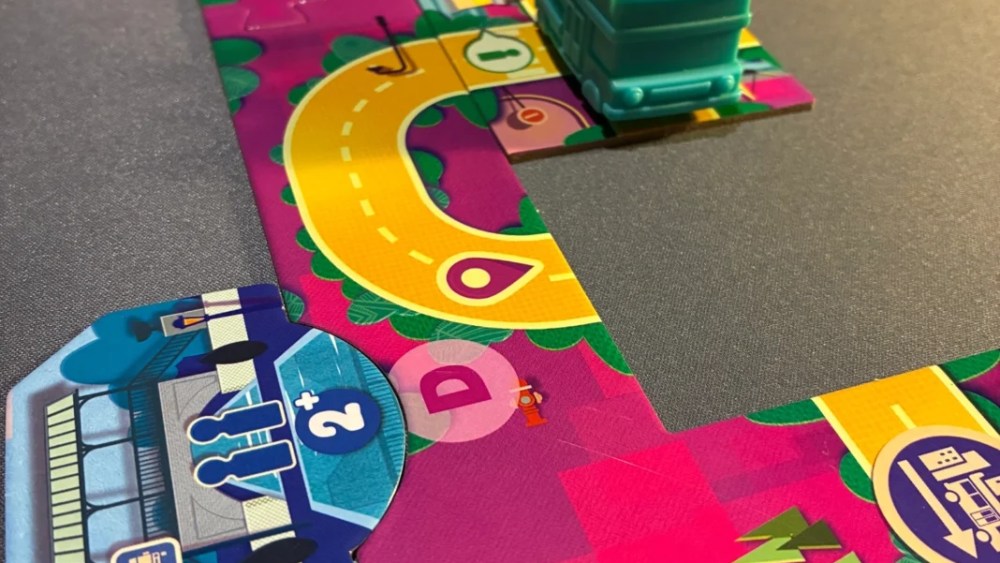 Les touristes bleu en route vers le site bleu. // Source : Sébastien Goetz pour Numerama Les touristes bleu en route vers le site bleu. // Source : Sébastien Goetz pour Numerama