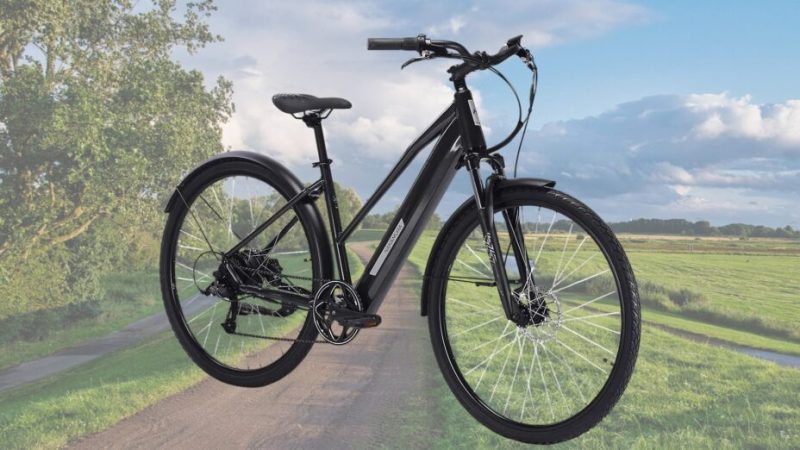 À l’aise sur routes et chemins, ce vélo électrique Nakamura passe sous les 1 000 €