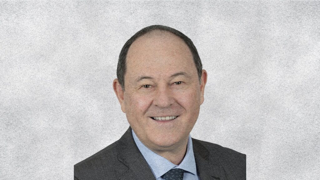 sénateur chargé de suivre et d’évaluer politiquement et budgétairement le programme pour le Parlement français. Il joue un rôle d’alerte et de contrôle sur la gouvernance du SCAF, le partage industriel (Dassault / Airbus) et les enjeux de souveraineté et d’exportation. // Source : Sénat sénateur chargé de suivre et d’évaluer politiquement et budgétairement le programme pour le Parlement français. Il joue un rôle d’alerte et de contrôle sur la gouvernance du SCAF, le partage industriel (Dassault / Airbus) et les enjeux de souveraineté et d’exportation. // Source : Sénat