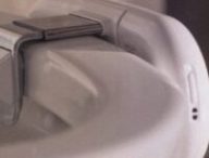 Kohler caméra toilettes // Source : Montage Numerama