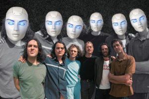 « Ça fait des années qu'on dit m**** à Spotify », ils suppriment leur musique de la plateforme et sont remplacés par un clone IA // Source : Montage Numerama « Ça fait des années qu'on dit m**** à Spotify », ils suppriment leur musique de la plateforme et sont remplacés par un clone IA // Source : Montage Numerama