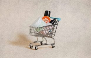 attaque par déni d'inventaire // Source : Montage Numerama