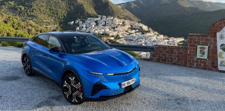 L'Alpine A390 à l'essai. // Source : Robin San Vicente pour Numerama