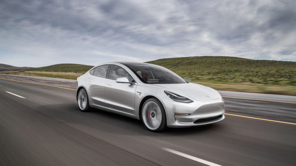 Le prototype de la Tesla Model 3 (2016). // Source : Tesla