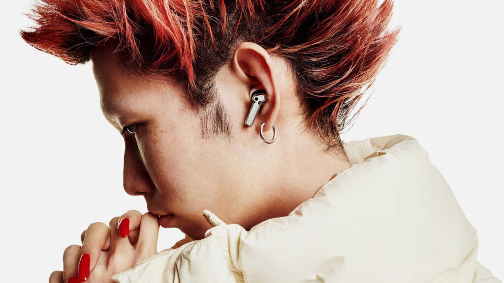 Nothing ear (a) // Source : Nothing