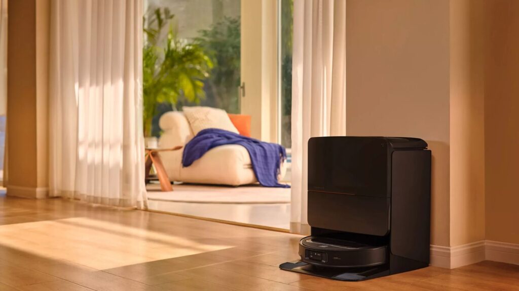 Robot Aspirateur Laveur ROBOROCK Saros Z70 // Source : Roborock