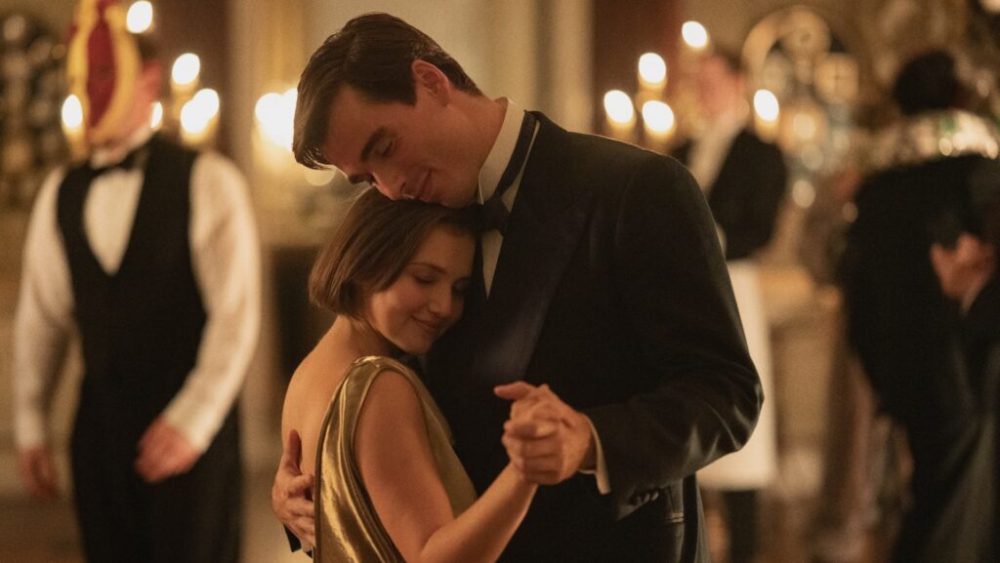 Les Sept Cadrans d'Agatha Christie // Source : Netflix