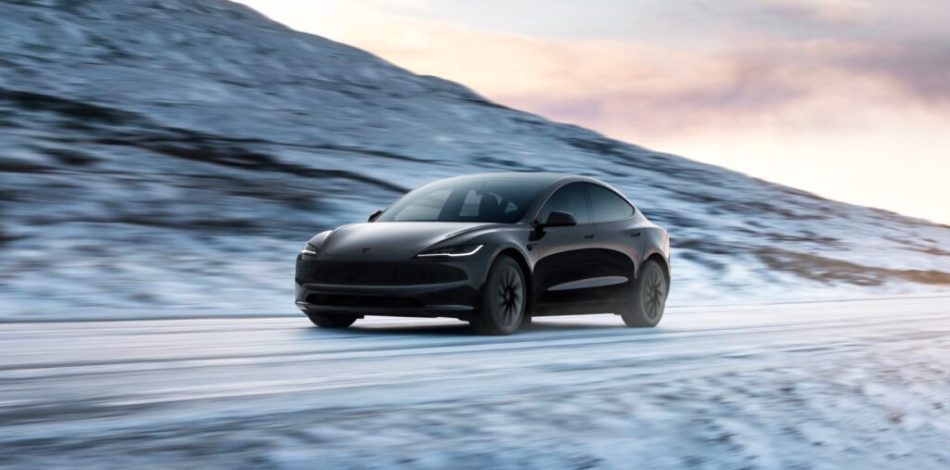Tesla Model 3 Standard // Source : Tesla Tesla Model 3 Standard // Source : Tesla