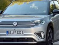 Le Volkswagen ID. Cross (2026) surpris presque sans camouflage. // Source : Auto Express Le Volkswagen ID. Cross (2026) surpris presque sans camouflage. // Source : Auto Express