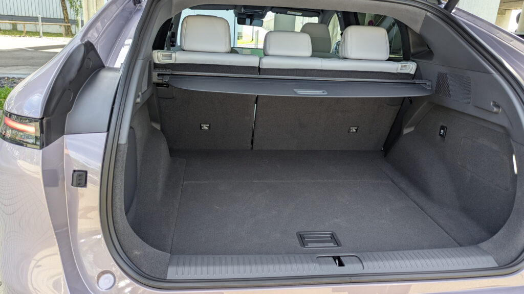 Un coffre suffisamment accueillant sur le G6 // Source : Raphaelle Baut pour Numerama Un coffre suffisamment accueillant sur le G6 // Source : Raphaelle Baut pour Numerama