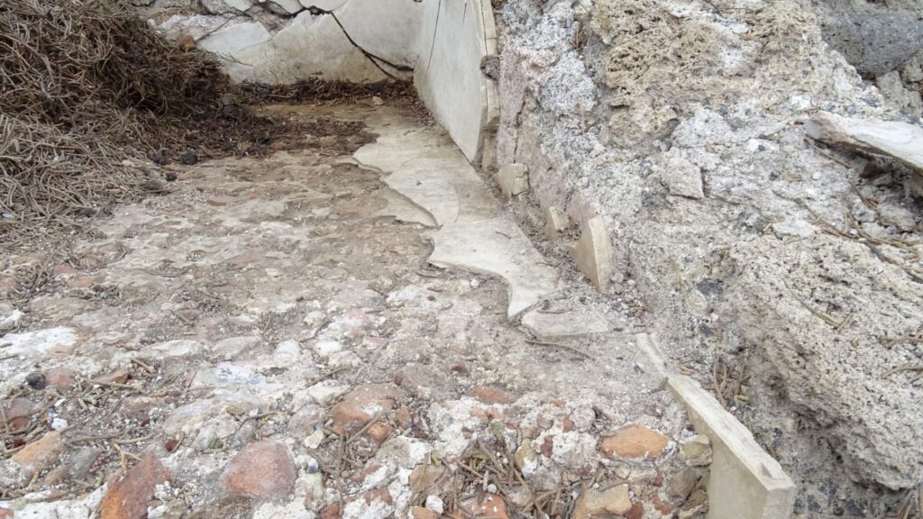 Piscines des plus anciens bains publics de Pomp&eacute;i, datant de 130 av. J.-C. // Source : Cees Passchier