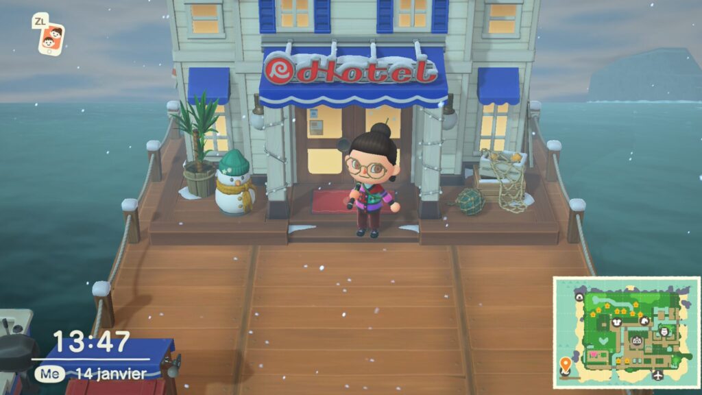 D&egrave;s que le jeu s'ouvre, Marie vous informe qu'un h&ocirc;tel vient d'&ecirc;tre construit pr&egrave;s du ponton.  // Source : Capture d'&eacute;cran Numerama