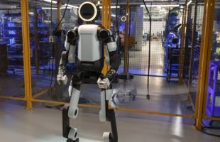 Atlas a été présenté au CES 2026. // Source : Boston Dynamics Atlas a été présenté au CES 2026. // Source : Boston Dynamics