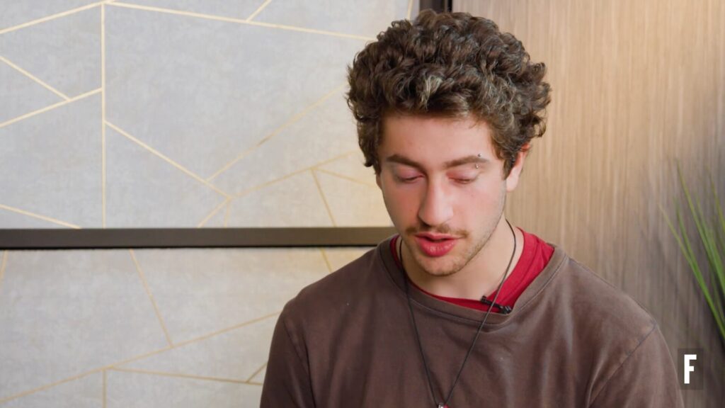 Avi Schiffmann, dans une interview pour Fortune.  // Source : Fortune via YouTube 