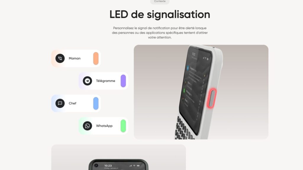 Le t&eacute;l&eacute;phone int&egrave;gre aussi une LED de signalisation personnalisable sur la tranche. // Source : Clicks