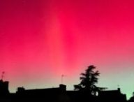 Aurores boréales observées près de Quimper. // Source : Via X @MathildeLeBars (photo recadrée)
