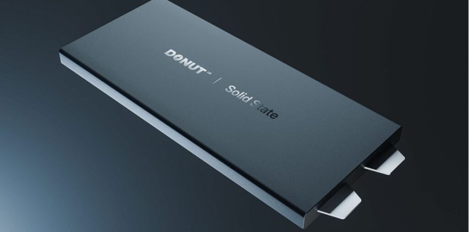 La startup Donut Lab promet de révolutionner l'électrique avec sa batterie solide. // Source : Donut Lab