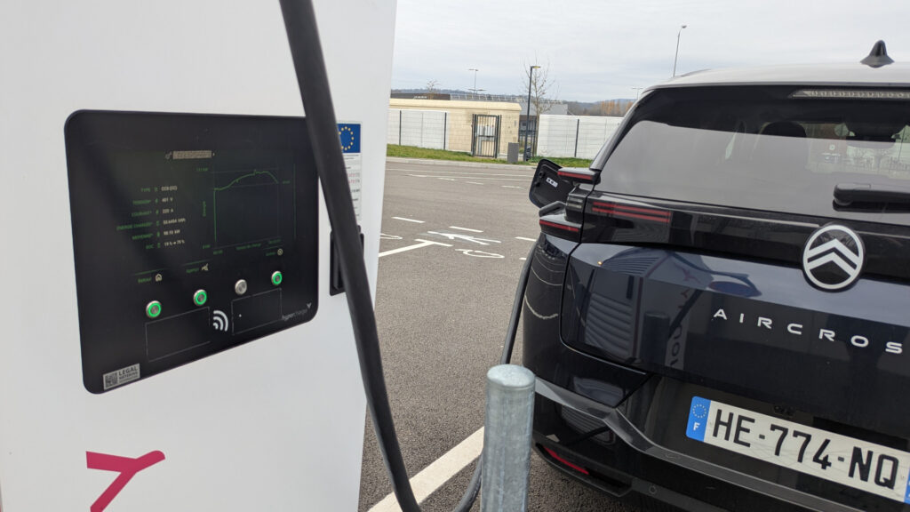 Une recharge poussive une nouvelle fois pour la batterie ACC // Source : Raphaelle Baut pour Numerama