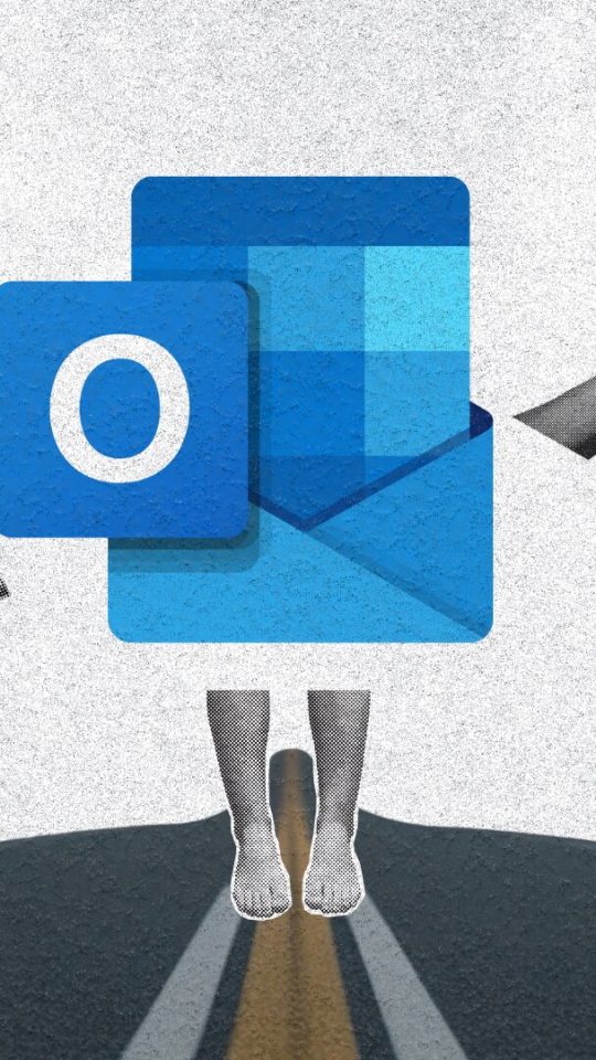 outlook mode avion // Source : Montage Numerama