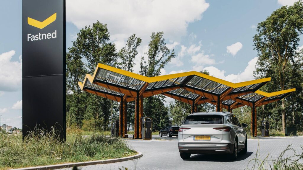 Station Fastned aux Pays-Bas // Source : Fastned