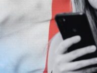 France Réseaux Sociaux Interdiction // Source : Numerama