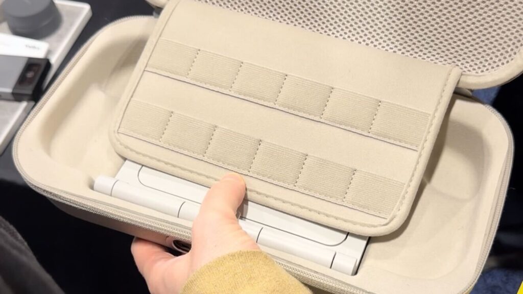 &Eacute;tui premium pour Switch 2, par Belkin // Source : Numerama