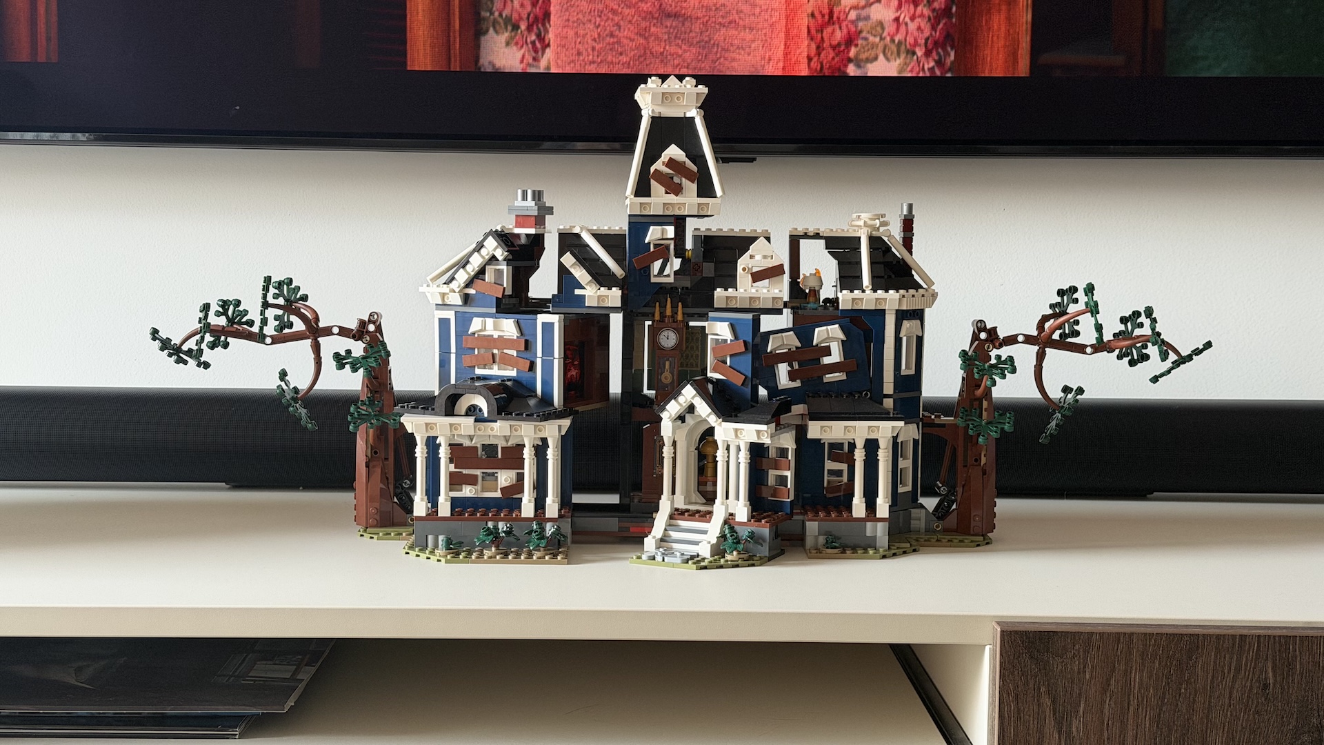 Maison d&eacute;compos&eacute;e