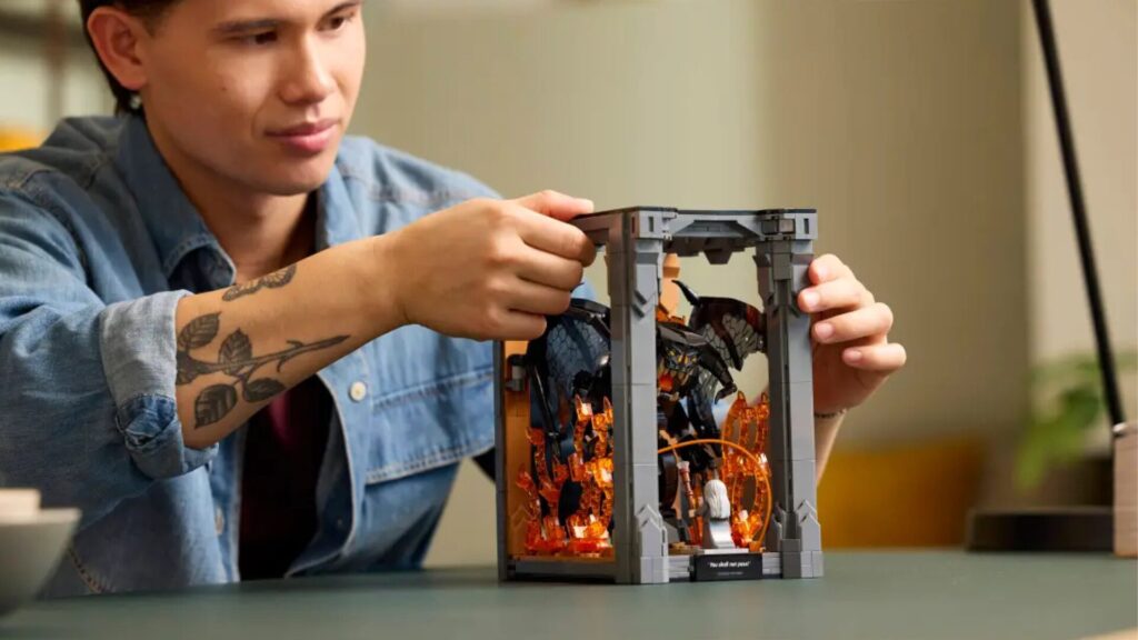 Lego Le Seigneur des Anneaux Book Nook du Balrog // Source : Lego