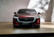 La Mazda 6e (2025). // Source : Mazda