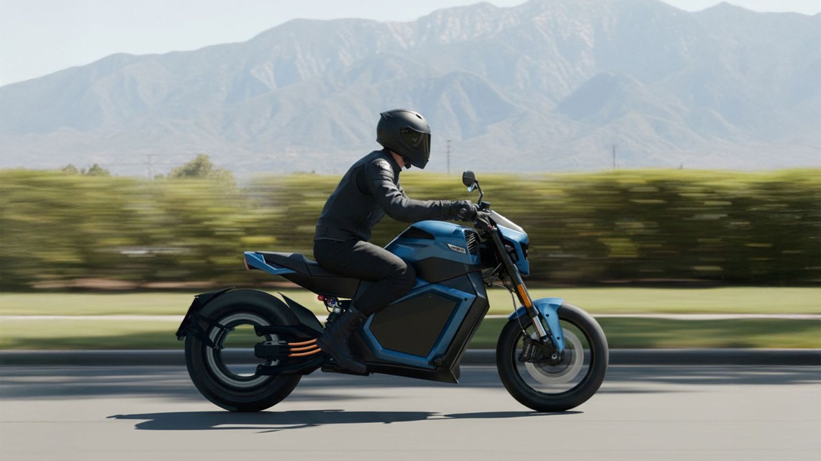 Cette moto électrique au nom improbable va bouleverser le marché et vous pouvez l’acheter en France